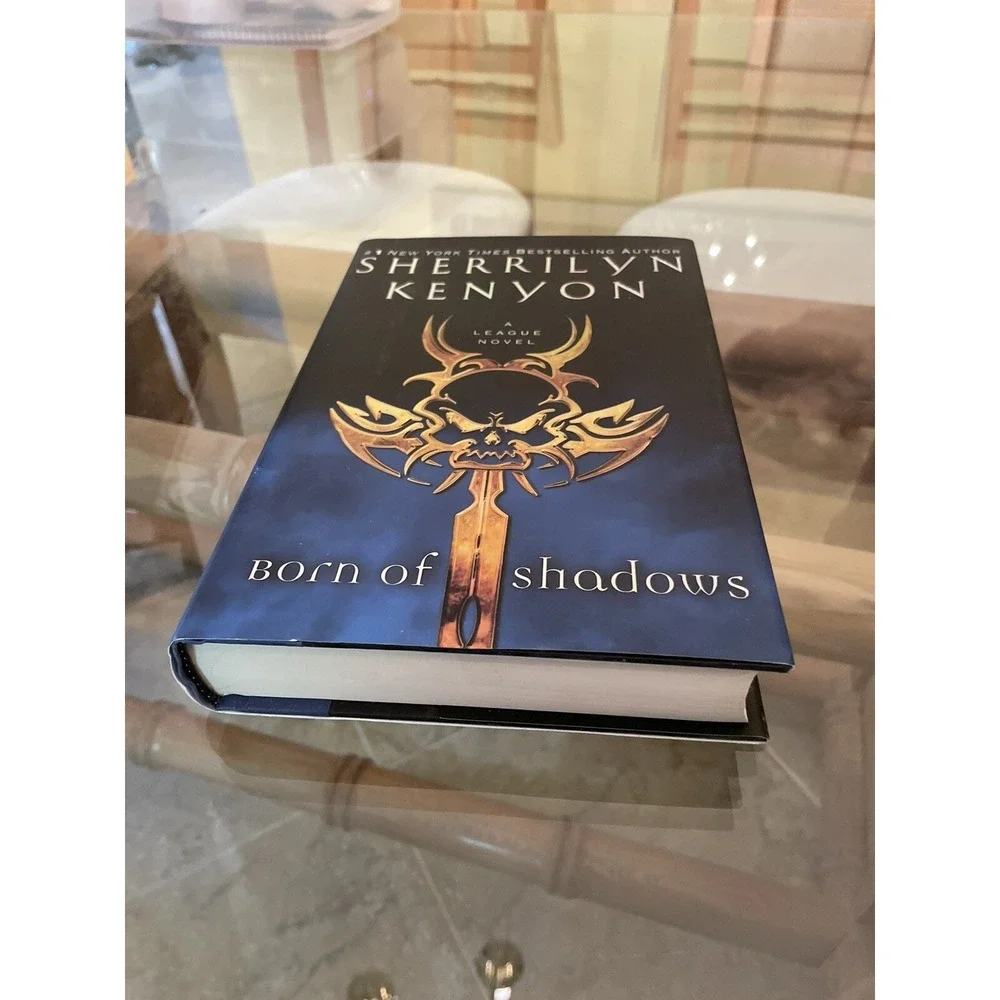 Born of Shadows by Sherrilyn Kenyon (2011,‎ Hardcover)